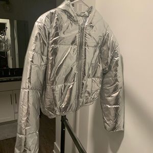 Cute waist cut silver bubble jacket